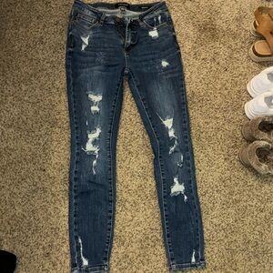Worn only a few times Judy Blue skinny jeans size 3/26